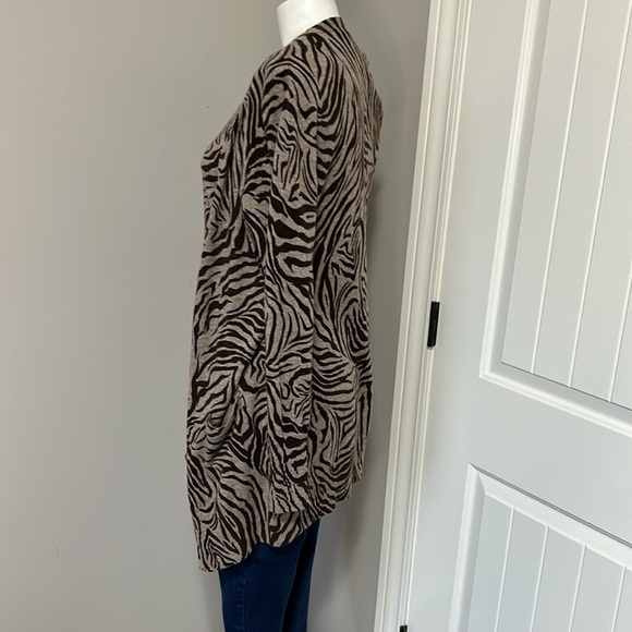 LAFAYETTE 148 Cashmere Brown Zebra Print Cardigan Sweater SET Sz M Shell Sz L - Picture 5 of 12